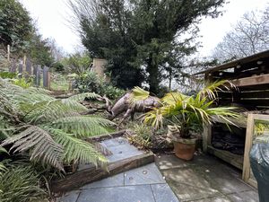 Photo 32- click for photo gallery